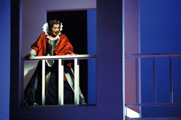  La celosa de sí misma [2004 / 2005]