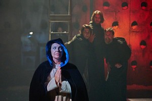 Vuelan_Palomas__escena_foto_SERGIO_PARRA_013